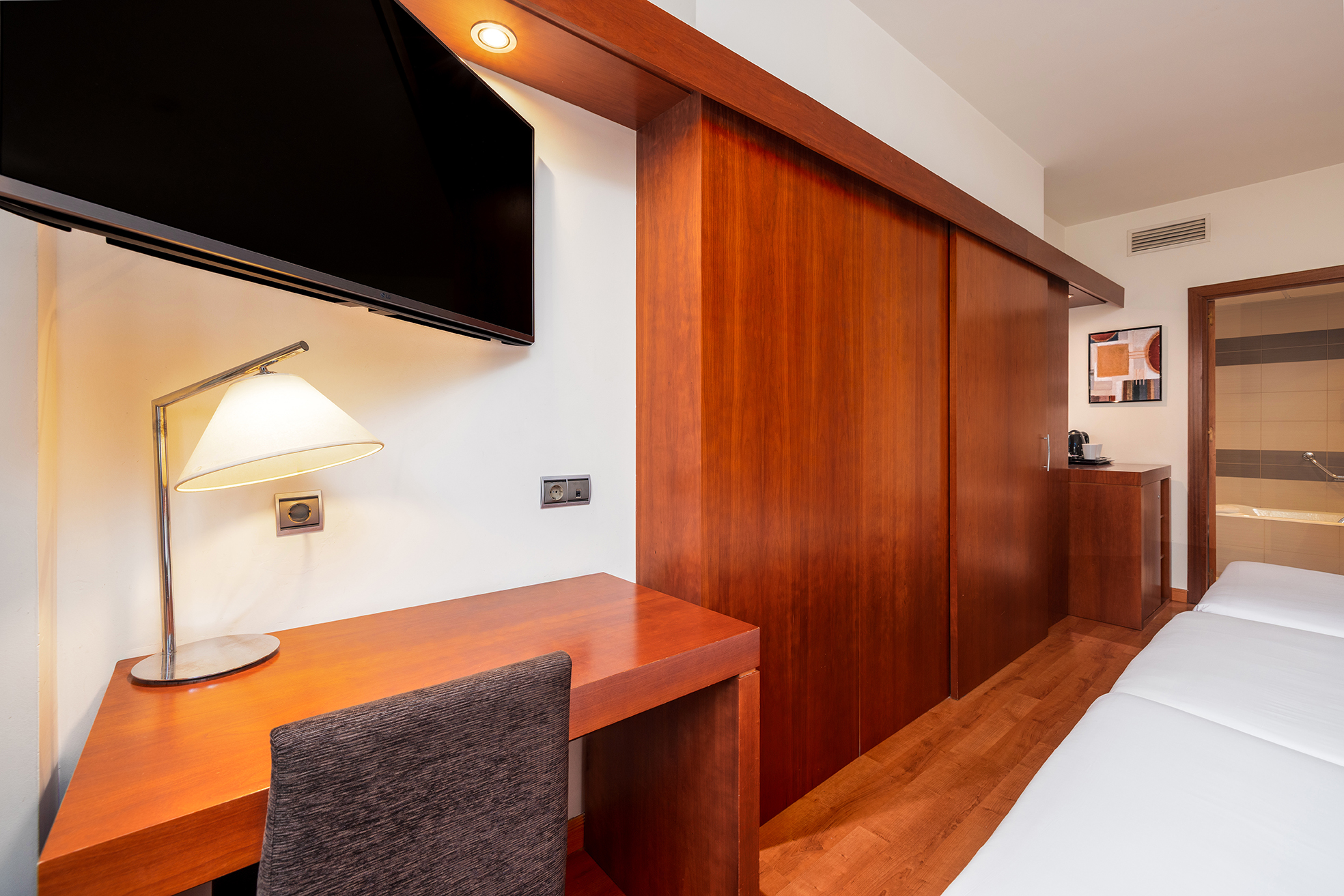 004_alta_senatorhuelva Triple.jpg